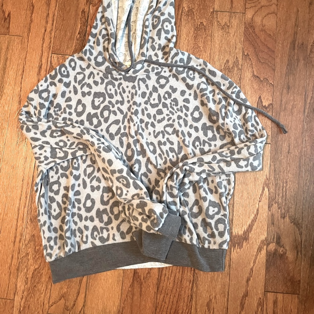 Cropped Hoodie!